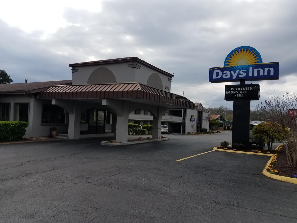 Days Inn By Wyndham Oak Ridge Knoxville Exterior photo